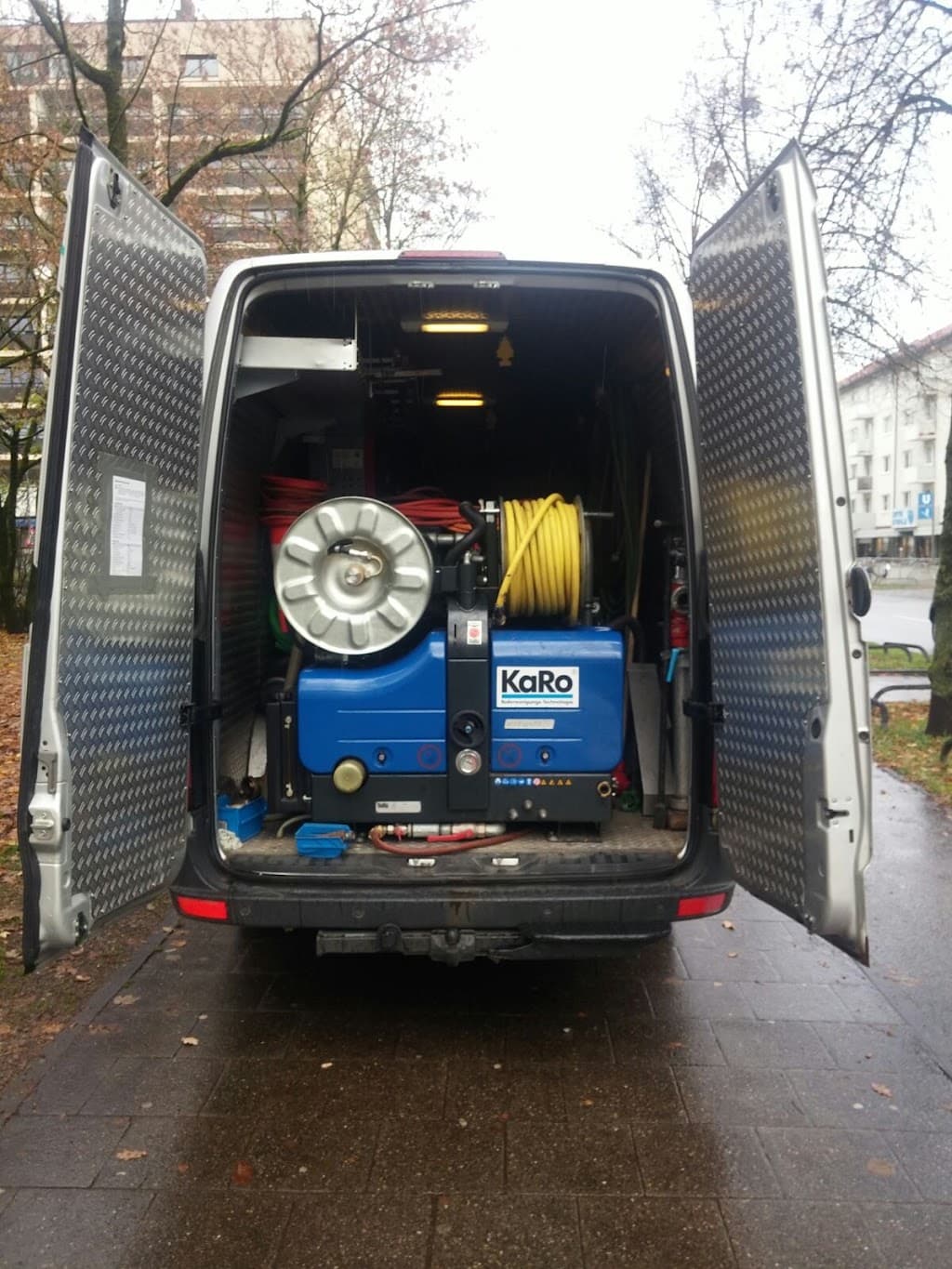 SUS - Rohrreinigung u. Kanalreinigung München