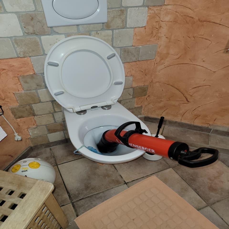 Abfluss & Sanitärtechnik Lux
