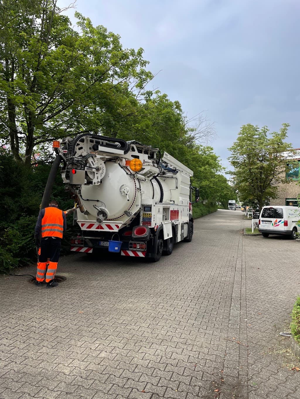 Rohrreinigung Zehirovik & Schmidt (Rohrreinigung Neuss)