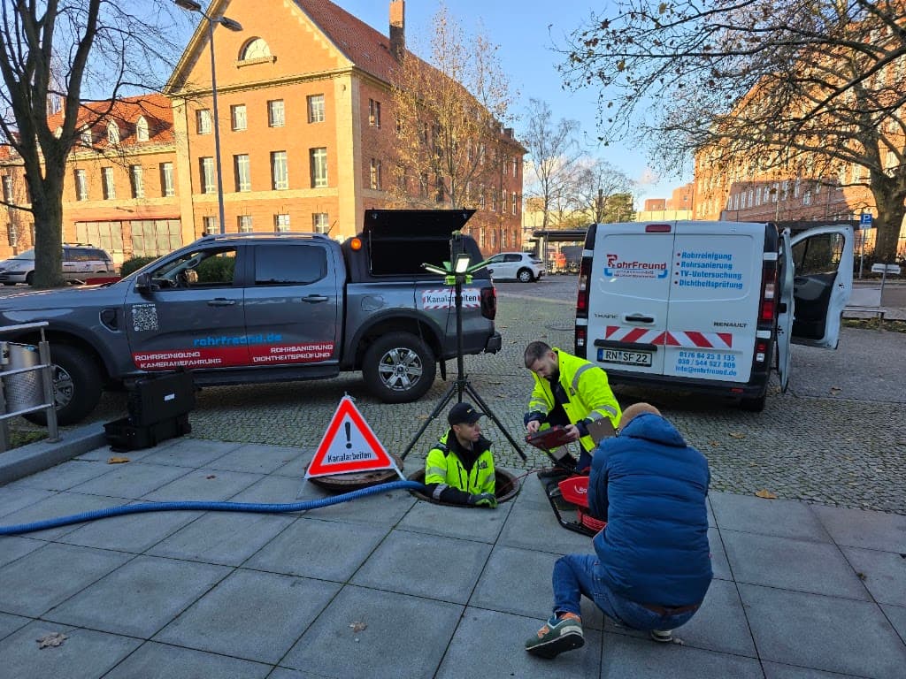 RohrFreund Rohrreinigung & Kanalreinigung NOTDIENST