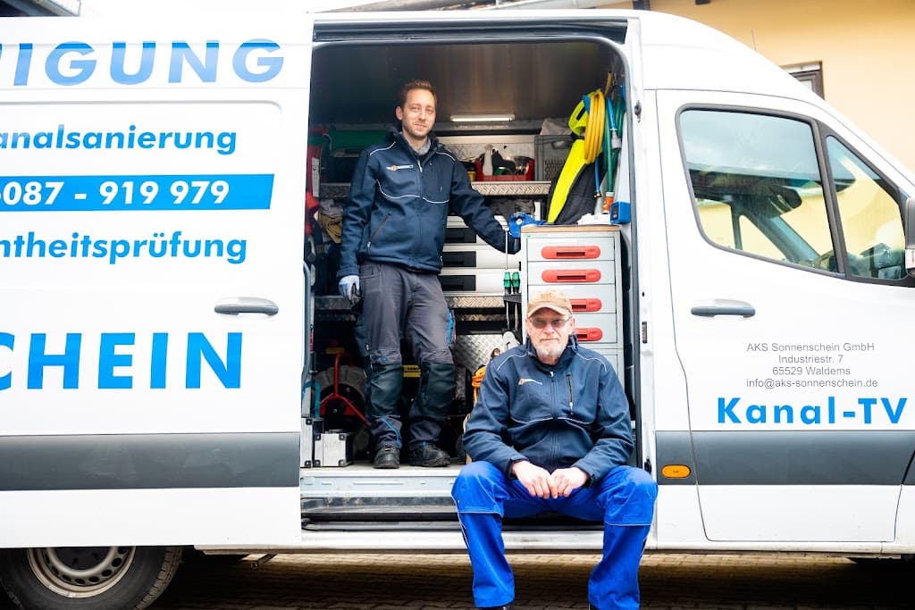 AKS Sonnenschein GmbH | Rohrreinigung | Kanalreinigung | Kanalsanierung
